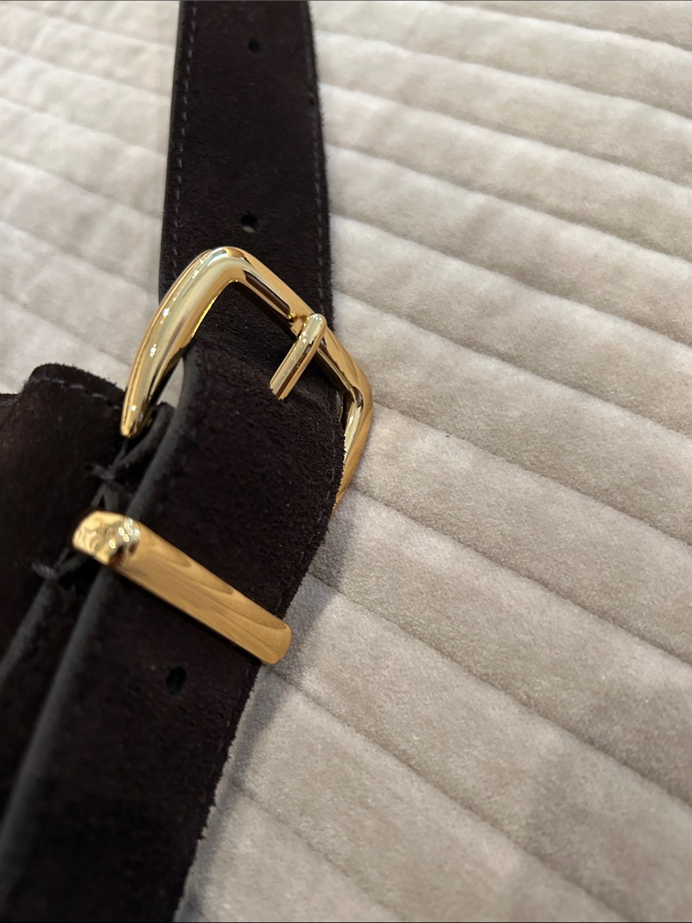 Madewell Suede Bucket Bag - Picture 3 of 14